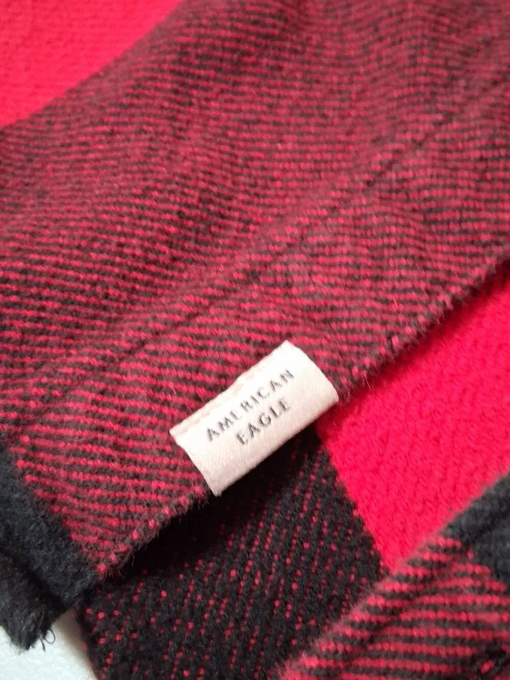 American Eagle Flannel Shirt Men XL Red Black Buffalo Plaid Heavyweight Classic - Picture 14 of 16